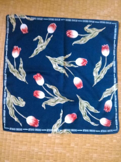 中古品 ハンカチ 花柄 チューリップ < 女性ファッション 中古品 ハンカチ 花柄 チューリップ < 女性ファッションの