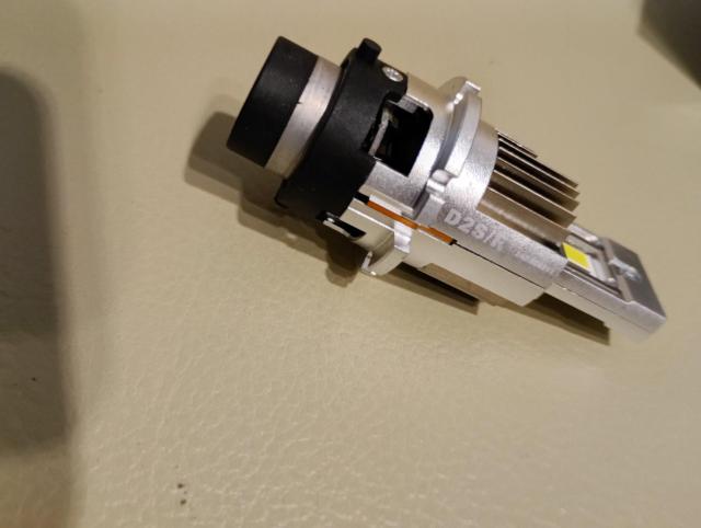 LED�o���u D2S/D2R �� ������/�o�C�N