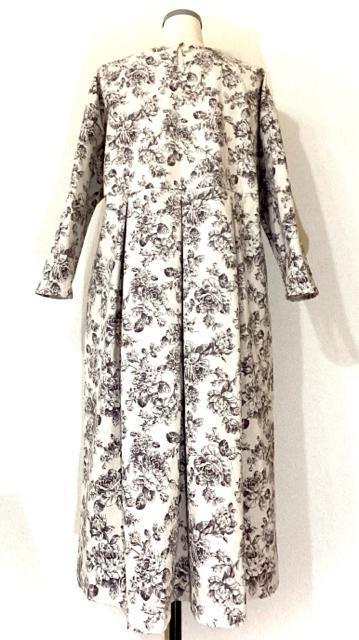 ハンドメイド 切り替えタックop アンティークローズ線画 生成りベージュ&ブラウン cotton&リネン < 女性ファッション ハンドメイド 切り替えタックop アンティークローズ線画 生成りベージュ&ブラウン cotton&リネン < 女性ファッションの