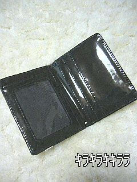 《New》プリンセス★エナメル*リボン付・パスケース<ブラックxホワイト> < 女性ファッション 《New》プリンセス★エナメル*リボン付・パスケース<ブラックxホワイト> < 女性ファッションの