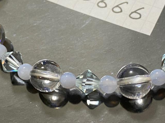 ブルーレースアゲートと水晶のブレスレット(Mサイズ) < 女性アクセサリー/時計  ブルーレースアゲートと水晶のブレスレット(Mサイズ) < 女性アクセサリー/時計の