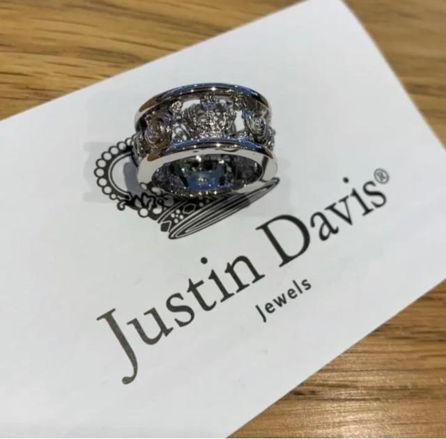 新品◆JUSTIN DAVIS◆MY LOVE RING◆薔薇クラウンリング◆11号◆定価31,900円◆ < ブランド  新品◆JUSTIN DAVIS◆MY LOVE RING◆薔薇クラウンリング◆11号◆定価31,900円◆ < ブランドの
