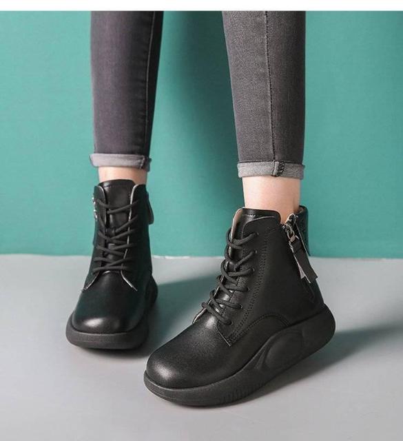 送料無料! 新品未使用 厚底ハイカット柔らかいアウトソールシューズ(ブラック) < 女性ファッション  送料無料! 新品未使用 厚底ハイカット柔らかいアウトソールシューズ(ブラック) < 女性ファッションの