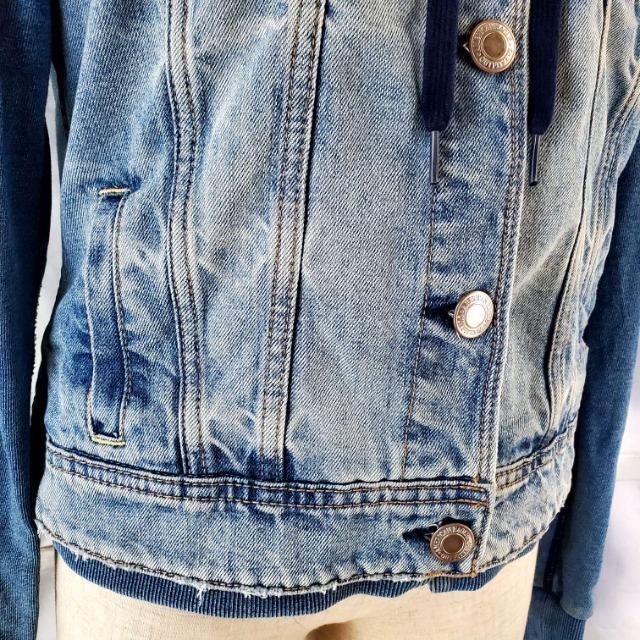 703EST.1977jbgIt[ht_[WfjWPbgM  t@bV 