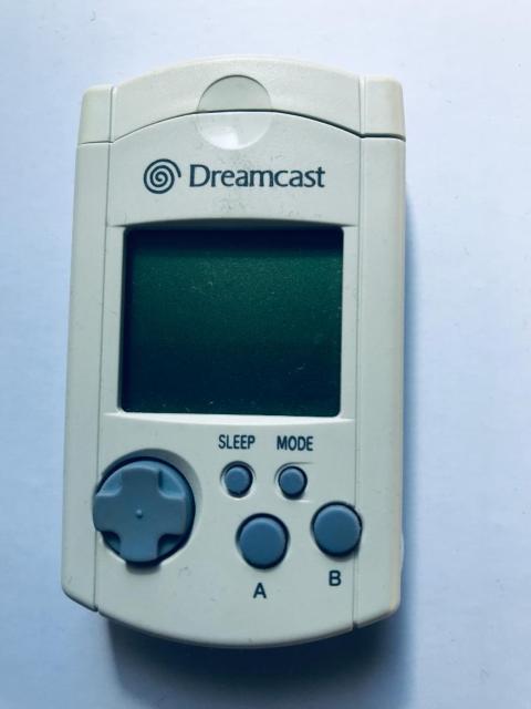 【新品電池交換】DC ビジュアルメモリー 通常版 蓋付き VM HKT-7000ドリームキャスト < ゲーム本体/ソフト 【新品電池交換】DC ビジュアルメモリー 通常版 蓋付き VM HKT-7000ドリームキャスト < ゲーム本体/ソフトの