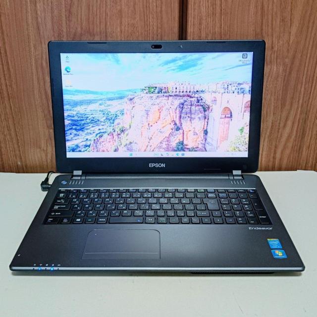 EPSON Endeavor Corei5 8GB SSD256GB DVD WebJ Windows11 Office  PC{/Ӌ@ 