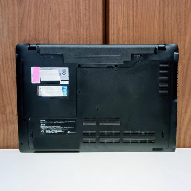 EPSON Endeavor Corei5 8GB SSD256GB DVD WebJ Windows11 Office  PC{/Ӌ@ 