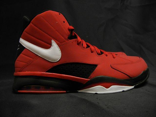 Vi@NIKE@GA}GXgtCg@/@QXZ`  uh 