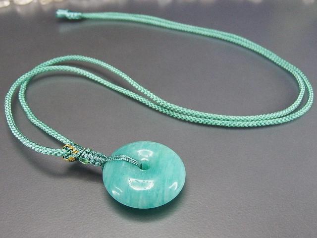 素晴らしい湖の色天然石良質アマゾナイト丸平安扣ペンダント糸ネックレス < 女性アクセサリー/時計 素晴らしい湖の色天然石良質アマゾナイト丸平安扣ペンダント糸ネックレス < 女性アクセサリー/時計の