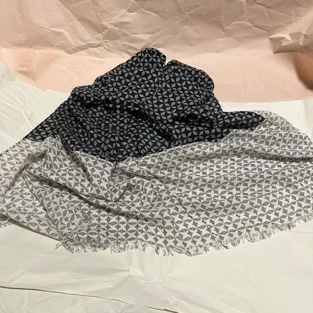 【GAP / ギャップ】 TAILLE UNIQUE / 大判ストール 幾何学 < ブランド 【GAP / ギャップ】 TAILLE UNIQUE / 大判ストール 幾何学 < ブランドの