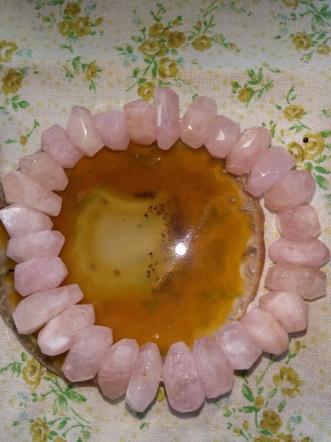 モルガナイト ラフカットタンブルブレスレット < 女性アクセサリー/時計 モルガナイト ラフカットタンブルブレスレット < 女性アクセサリー/時計の