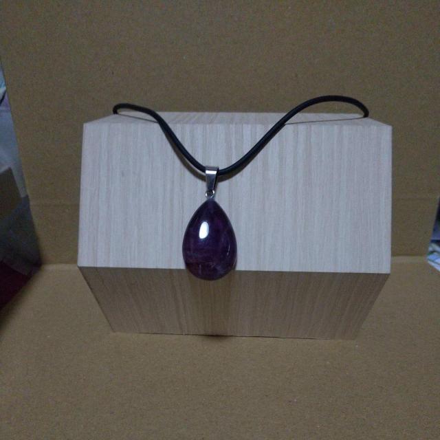 アメジストのネックレス < 女性アクセサリー/時計 アメジストのネックレス < 女性アクセサリー/時計の