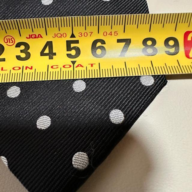 �����i�yFEMMIO VALENTINO�z�h�b�g�� �l�N�^�C �� �j���t�@�b�V������ 