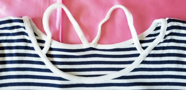 爽やかセクシー紺色ネイビー白ホワイト細ボーダー綿長袖Tシャツ < 女性ファッション  爽やかセクシー紺色ネイビー白ホワイト細ボーダー綿長袖Tシャツ < 女性ファッションの