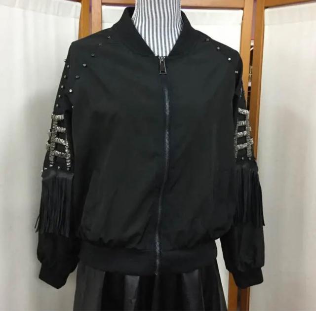 スタッズ&フリンジデザインブルゾン < 女性ファッション  スタッズ&フリンジデザインブルゾン  < 女性ファッションの