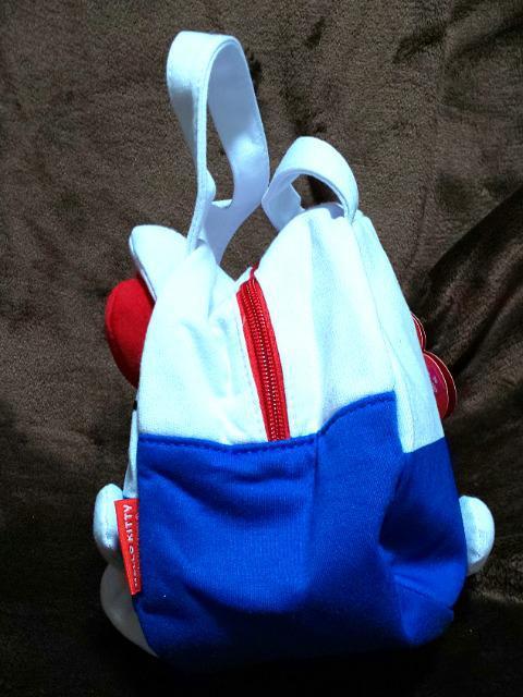 【ハローキティ】☆スエット素材ダイカットバッグ☆ < アニメ/コミック/キャラクター  【ハローキティ】☆スエット素材ダイカットバッグ☆ < アニメ/コミック/キャラクターの