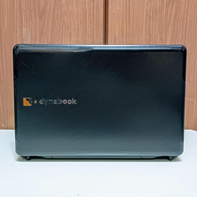 TOSHIBA dynabook Corei7 8GB SSD256GB WebJ u[C Office2024  PC{/Ӌ@ 