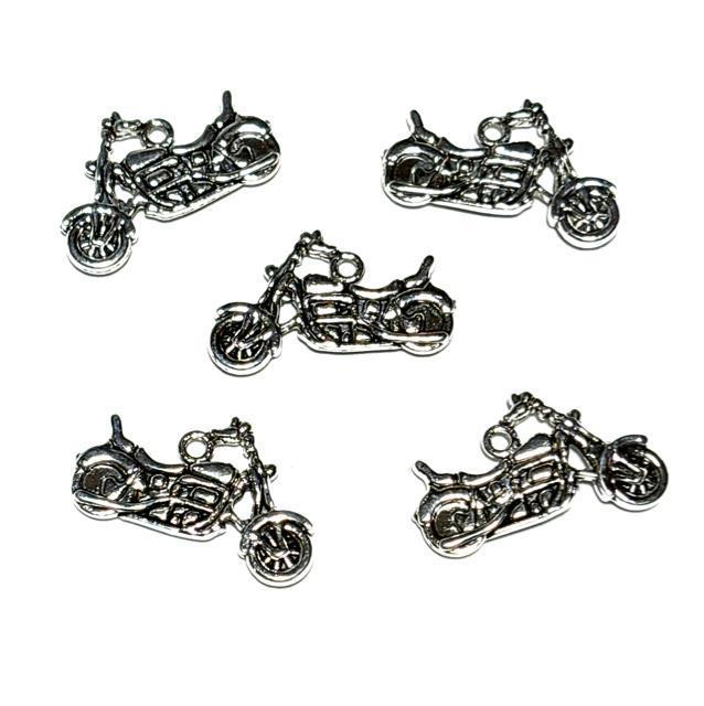 5032 銀色のバイクのチャーム 5個 両面デザイン有り 金属パーツ アクセサリーチャーム ハンドメイド材料 < ペット/手芸/園芸 5032 銀色のバイクのチャーム 5個 両面デザイン有り 金属パーツ アクセサリーチャーム ハンドメイド材料 < ペット/手芸/園芸の