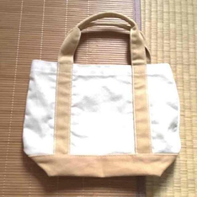 ディズニー・クラシック風チップ&デール柄トートバッグ。 < ブランド ディズニー・クラシック風チップ&デール柄トートバッグ。 < ブランドの