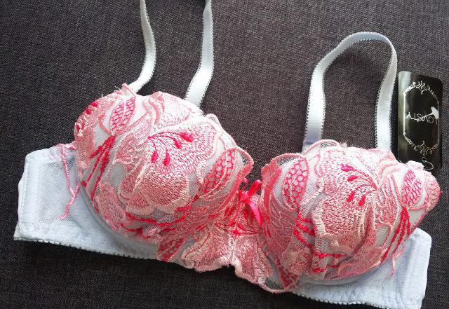 B65★LOVISTY★ゴージャスレース★セクシーブラジャー★送料無料 < 女性ファッション  B65★LOVISTY★ゴージャスレース★セクシーブラジャー★送料無料 < 女性ファッションの