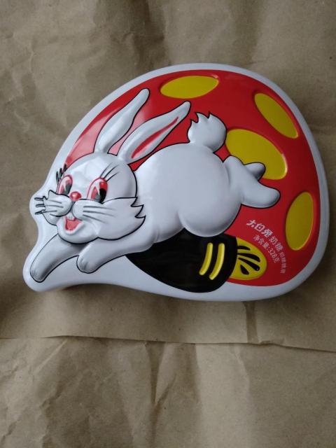 大白兔 大白兎  WHITE RABBIT キャンディー 空き缶 エンボス加工 < インテリア/ライフ  大白兔 大白兎  WHITE RABBIT キャンディー 空き缶 エンボス加工 < インテリア/ライフの