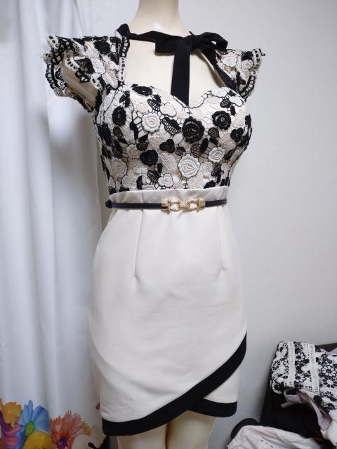 ROBEdeFLEURS/ローブドフルール フラワーレース ナイトドレス < 女性ファッション  ROBEdeFLEURS/ローブドフルール フラワーレース ナイトドレス < 女性ファッションの