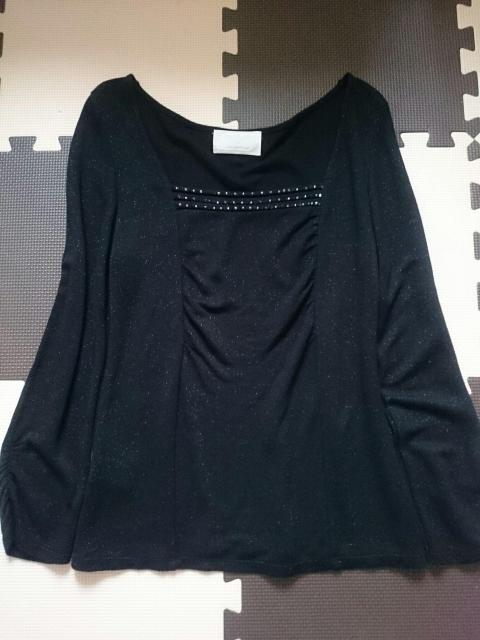 anySiS☆長袖トップス★ビーズ☆ギャザー★ブラック×ラメ☆ < 女性ファッション  anySiS☆長袖トップス★ビーズ☆ギャザー★ブラック×ラメ☆ < 女性ファッションの