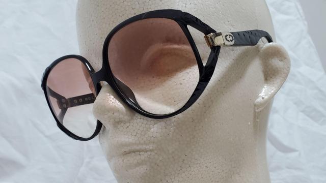正規レア Dior CDロゴ ヴィンテージ クロコ柄フルフレーム ビッグレンズサングラス 黒 茶 クラシックオールド アイウェア < ブランド  正規レア Dior CDロゴ ヴィンテージ クロコ柄フルフレーム ビッグレンズサングラス 黒 茶 クラシックオールド アイウェア < ブランドの