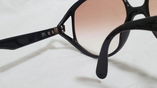 正規レア Dior CDロゴ ヴィンテージ クロコ柄フルフレーム ビッグレンズサングラス 黒 茶 クラシックオールド アイウェア < ブランド  正規レア Dior CDロゴ ヴィンテージ クロコ柄フルフレーム ビッグレンズサングラス 黒 茶 クラシックオールド アイウェア < ブランドの