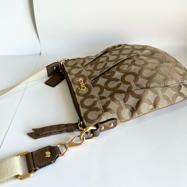 ���i COACH �R�[�` �I�v�A�[�g �L�����o�X �V�����_�[�o�b�O