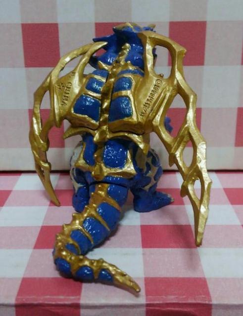 『キングオブモンス』HGウルトラマン18 < ホビー 『キングオブモンス』HGウルトラマン18 < ホビーの