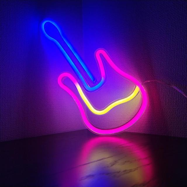 【★超美品*】ギター *ネオンサイン *ネオンライト < 家電/AV 【★超美品*】ギター *ネオンサイン *ネオンライト < 家電/AVの