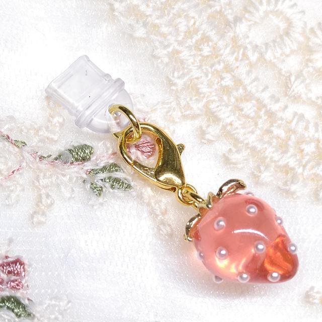 ハンドメイド☆コネクターキャップ☆type-c専用☆クリア苺☆ピンク < 女性ファッション ハンドメイド☆コネクターキャップ☆type-c専用☆クリア苺☆ピンク < 女性ファッションの