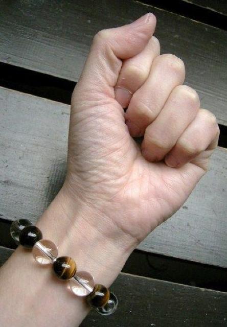 タイガーアイx水晶ブレスレット < 女性アクセサリー/時計 タイガーアイx水晶ブレスレット < 女性アクセサリー/時計の