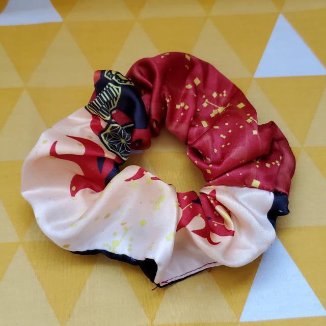 新品*鬼滅の刃*シュシュ*煉獄杏寿郎*炎&和柄*羽織 < アニメ/コミック/キャラクター  新品*鬼滅の刃*シュシュ*煉獄杏寿郎*炎&和柄*羽織  < アニメ/コミック/キャラクターの