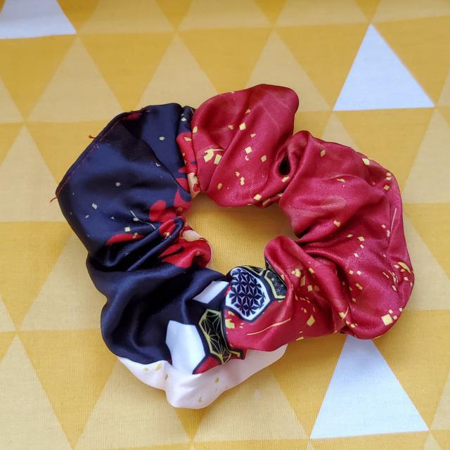 新品*鬼滅の刃*シュシュ*煉獄杏寿郎*炎&和柄*羽織 < アニメ/コミック/キャラクター  新品*鬼滅の刃*シュシュ*煉獄杏寿郎*炎&和柄*羽織 < アニメ/コミック/キャラクターの