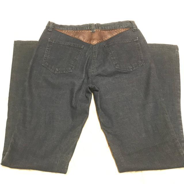 正規品 フェンディ レディース デニムジーンズ 28 美品 < ブランド 正規品 フェンディ レディース デニムジーンズ 28 美品 < ブランドの