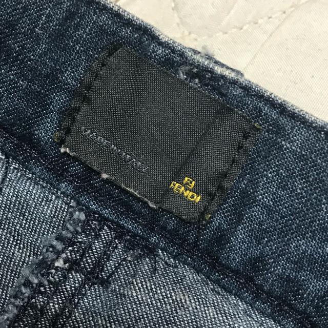 正規品 フェンディ レディース デニムジーンズ 28 美品 < ブランド 正規品 フェンディ レディース デニムジーンズ 28 美品 < ブランドの