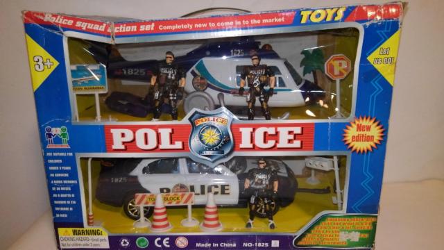 POLICE アメリカンポリス フィギュア セット Bランク ポリス パーツ おもちゃ < ホビー  POLICE アメリカンポリス フィギュア セット Bランク ポリス パーツ おもちゃ < ホビーの