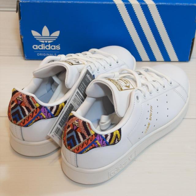 【新品/未使用】adidas x FARM Stan Smith W コラボモデル 22.0cm (CQ2814) 希少 完売品 < ブランド 【新品/未使用】adidas x FARM Stan Smith W コラボモデル 22.0cm (CQ2814) 希少 完売品 < ブランドの