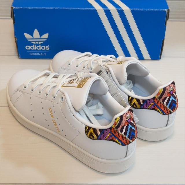 【新品/未使用】adidas x FARM Stan Smith W コラボモデル 22.0cm (CQ2814) 希少 完売品 < ブランド 【新品/未使用】adidas x FARM Stan Smith W コラボモデル 22.0cm (CQ2814) 希少 完売品 < ブランドの