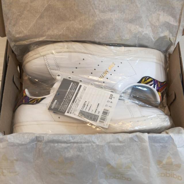 【新品/未使用】adidas x FARM Stan Smith W コラボモデル 22.0cm (CQ2814) 希少 完売品 < ブランド 【新品/未使用】adidas x FARM Stan Smith W コラボモデル 22.0cm (CQ2814) 希少 完売品 < ブランドの