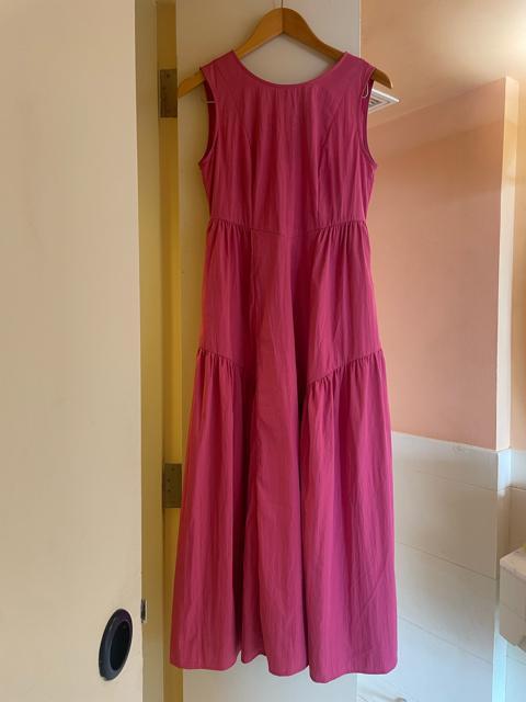 新品 FREE'S MART ノースリーブワンピース 大人可愛い フレンチローズ ティアード マキシワンピース < ブランド 新品 FREE'S MART ノースリーブワンピース 大人可愛い フレンチローズ ティアード マキシワンピース < ブランドの