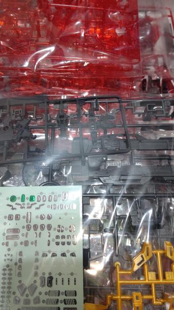 RG 1/144 サザビー クリアーカラー未開封未組み立て < ホビー RG 1/144 サザビー クリアーカラー未開封未組み立て < ホビーの