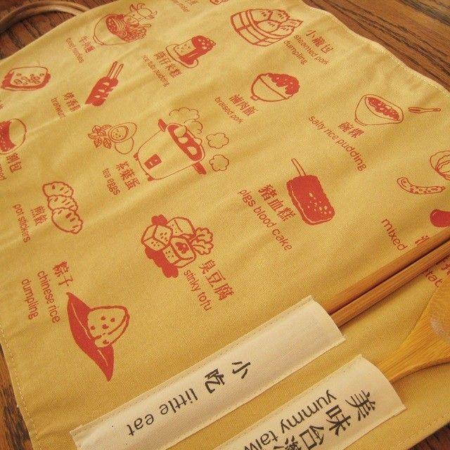 ԞinBloooms `yummy taiwan! table mat {쓊|RH탉`}bg{|EXv[  CeA/Ct 