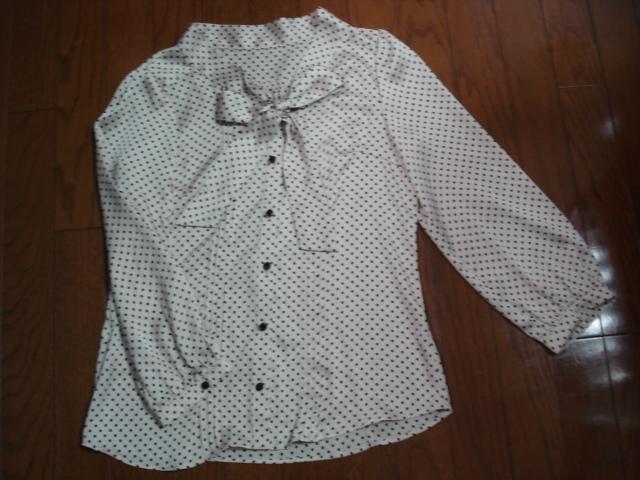 ★anysis エニィシィス ボウタイ&ドットデザインブラウス★超激安!値下げ!最終出品! < ブランド ★anysis エニィシィス ボウタイ&ドットデザインブラウス★超激安!値下げ!最終出品! < ブランドの