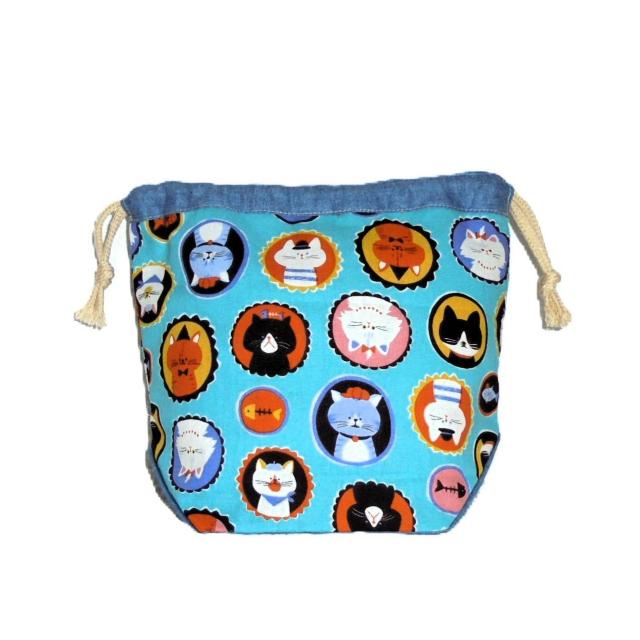 【底マチ幅が広い巾着】◆フレームに猫×ブルー地◆裏地あり巾着 < 女性ファッション 【底マチ幅が広い巾着】◆フレームに猫×ブルー地◆裏地あり巾着 < 女性ファッションの