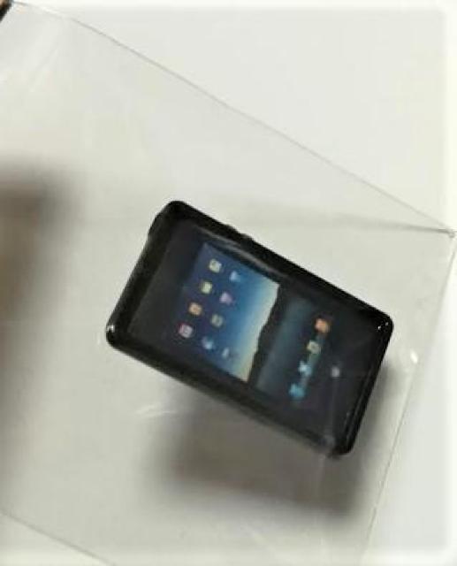 ミニチュア★iPad★mini★ブラック★黒★アイパッド★色違いございます★BigやIphoneもあります♪ドールハウスに★ < おもちゃ  ミニチュア★iPad★mini★ブラック★黒★アイパッド★色違いございます★BigやIphoneもあります♪ドールハウスに★  < おもちゃの