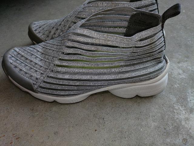 fitfit(フィットフィット) ラッピンストライプスニーカー  サイズ23cm < 女性ファッション  fitfit(フィットフィット) ラッピンストライプスニーカー  サイズ23cm < 女性ファッションの