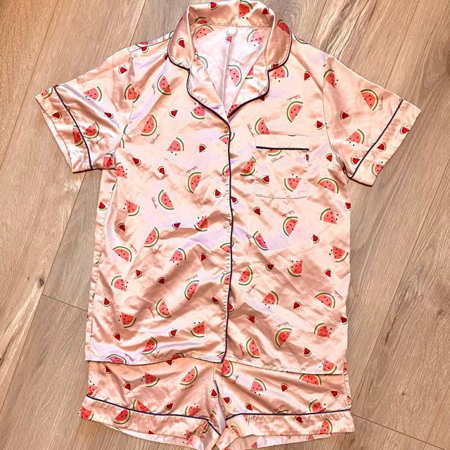 GU Pink スイカ柄 半袖 サテン ルームウェア 部屋着 パジャマ ショート < 女性ファッション GU Pink スイカ柄 半袖 サテン ルームウェア 部屋着 パジャマ ショート < 女性ファッションの